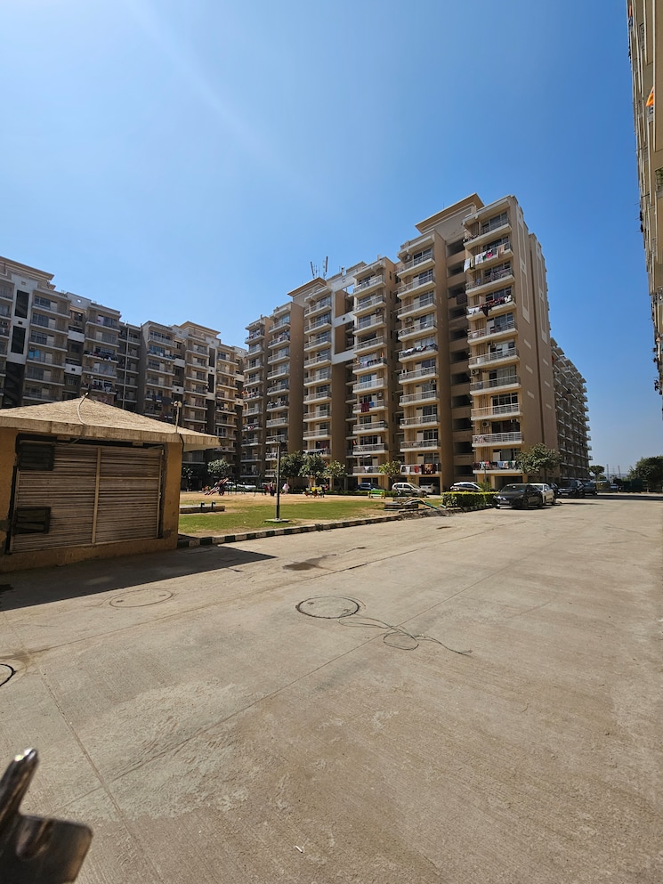 Exterior View, breez-global-heights-89 2 Bedroom 626 Sq.Ft. Apartment In Sector 89 Gurgaon 9714137