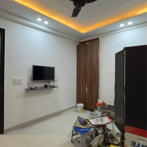 Parking in 3 BHK Builder Floor at Chattarpur – for Rent