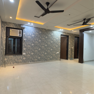 Room in 3 BHK Builder Floor at Chattarpur – for Rent