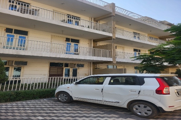 3 BHK Builder Floor For Sale in Tdi The Grand Retreat