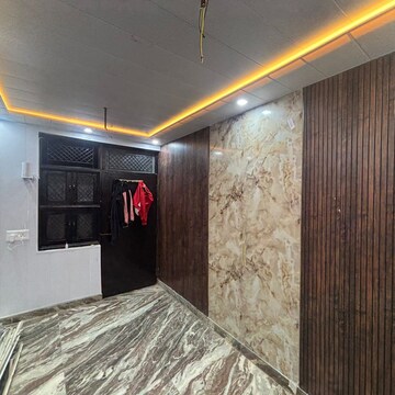 Bedroom in 1 BHK Builder Floor at Rama Park – for Sale