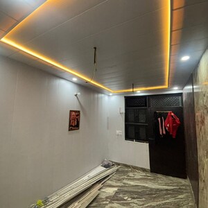 Parking in 1 BHK Builder Floor at Rama Park – for Sale