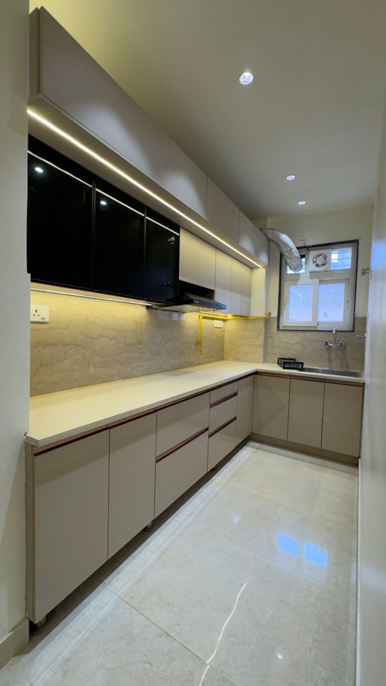 Kitchen, chattarpur 3 Bedroom 1500 Sq.Ft. Builder Floor In Chattarpur Delhi 9714229