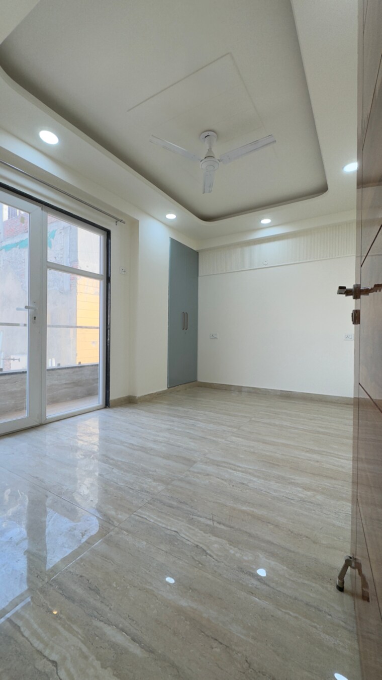 Room, chattarpur 3 Bedroom 1500 Sq.Ft. Builder Floor In Chattarpur Delhi 9714229