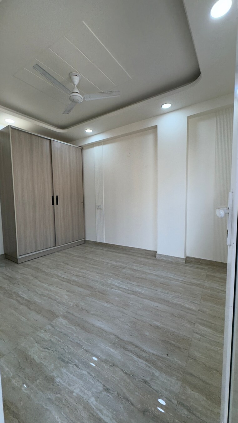 Room, chattarpur 3 Bedroom 1500 Sq.Ft. Builder Floor In Chattarpur Delhi 9714229