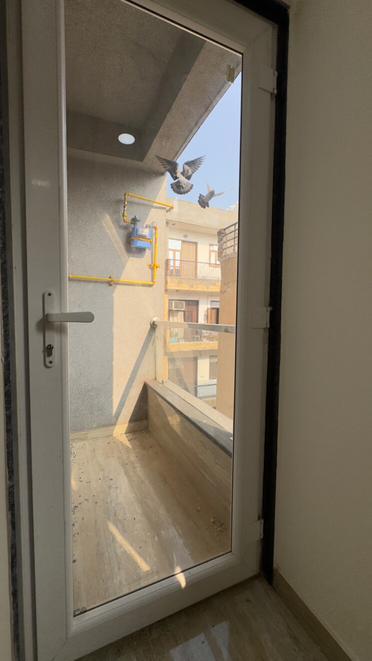 Balcony, chattarpur 3 Bedroom 1500 Sq.Ft. Builder Floor In Chattarpur Delhi 9714229