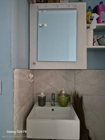 Bathroom in 1.5 BHK Apartment at Amanora Gold Towers, Hadapsar – for Rent