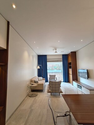 Bedroom in 2 BHK Apartment at Lower Parel – for Rent