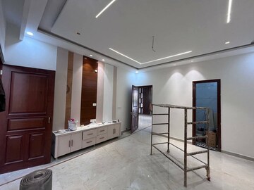 Room in 5 BHK Independent House at Sector 125 – for Sale