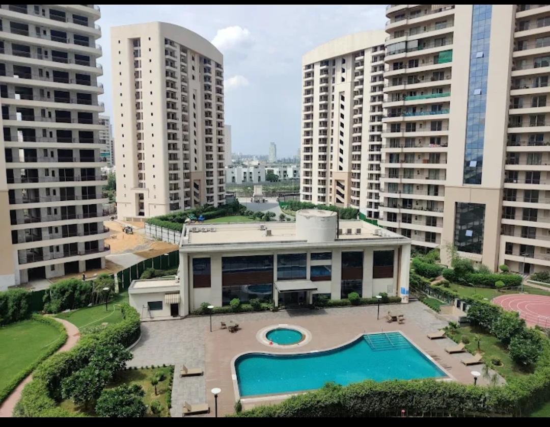 3 BHK + Extra Room Apartment For Rent in Raheja Vedaanta