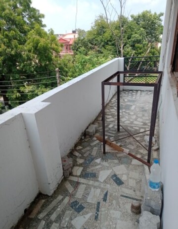 Balcony in 2 BHK Villa at Aliganj – for Rent