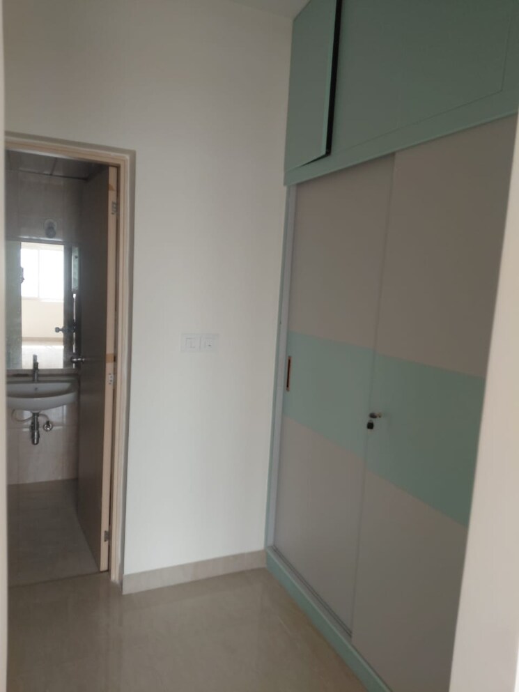 Room, mantri-serenity 3.5 Bedroom 2104 Sq.Ft. Apartment In Kanakapura Road Bangalore 9714438