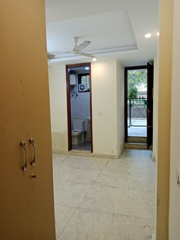 Room in 1 RK Builder Floor at Malviya Nagar – for Rent