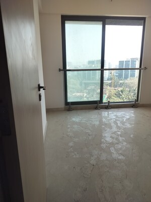 Room in 3 BHK Apartment at Adani Ten BKC, Bandra East – for Rent