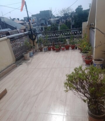 Balcony in 1 BHK Villa at Aliganj – for Rent