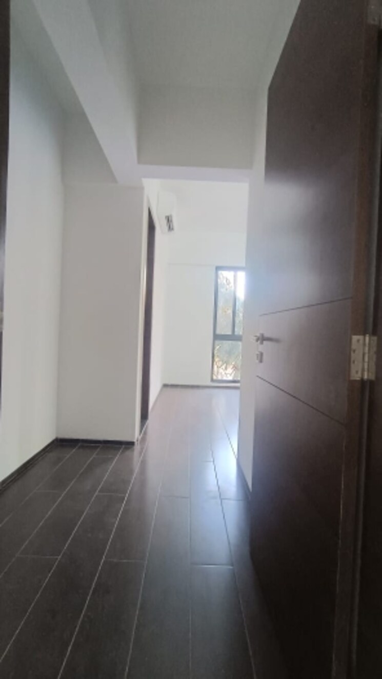 Master Bedroom, sun-flower 3 Bedroom 2109 Sq.Ft. Apartment In Mukund Nagar Pune 9714641