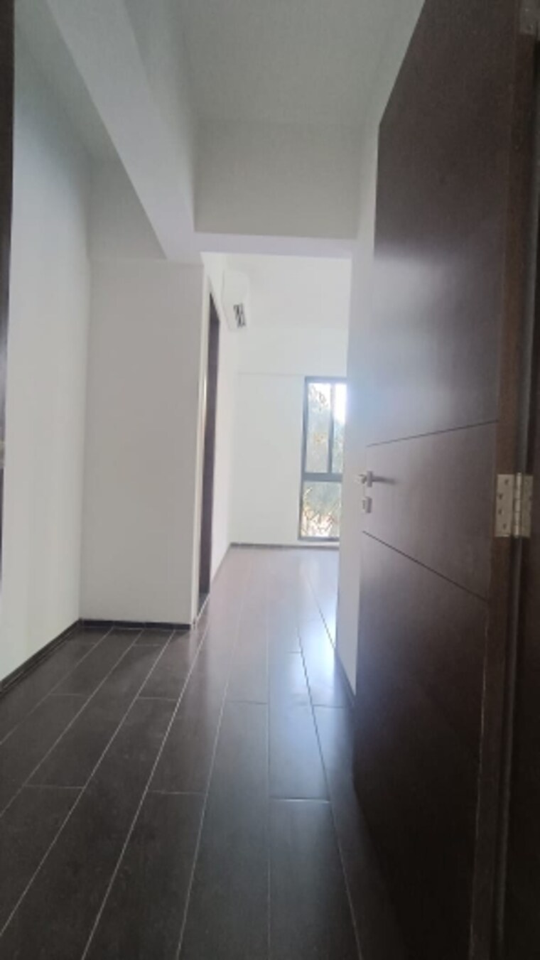 Master Bedroom, sun-flower 3 Bedroom 2109 Sq.Ft. Apartment In Mukund Nagar Pune 9714641
