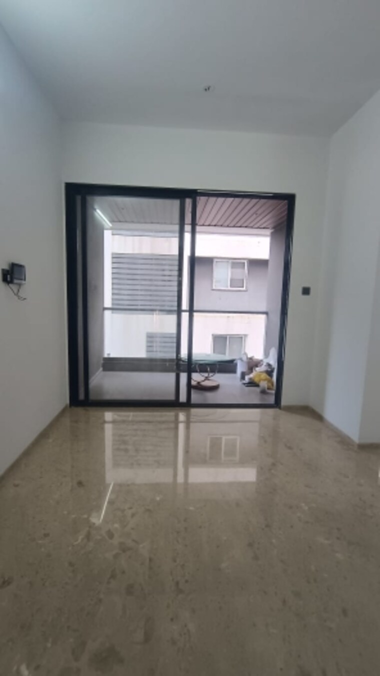 Terrace, sun-flower 3 Bedroom 2109 Sq.Ft. Apartment In Mukund Nagar Pune 9714641