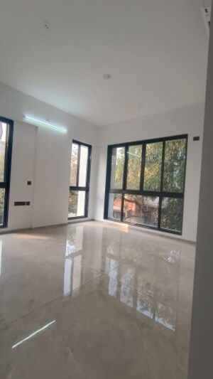 Master Bedroom in 3 BHK Apartment at Sun Flower, Mukund Nagar – for Sale