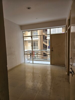 Room in 2 BHK Apartment at Breez Global Heights, Sohna Sector 33 – for Sale