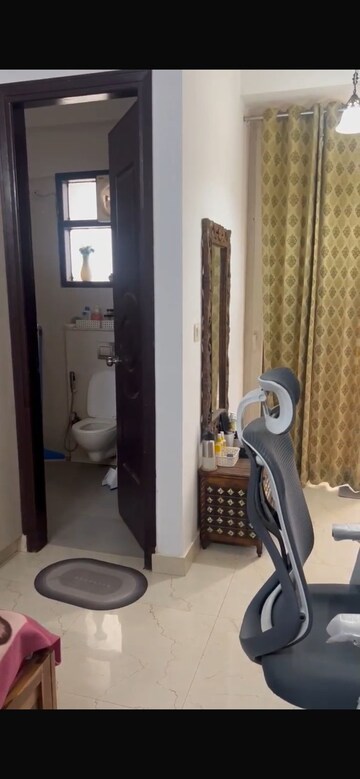 Bathroom in 3 BHK Builder Floor at Vipul World Floors, Sector 48 – for Rent