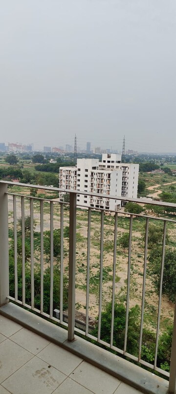 Master Plan in 3 BHK Apartment at Ireo The Corridors, Sector 67a – for Rent