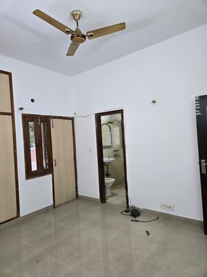 Room in 2 BHK Apartment at Dwarka – for Rent