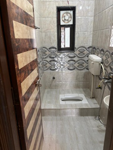 Attached Bathroom in 2 BHK Apartment at Dwarka – for Rent