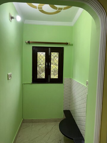 Room in 2 BHK Apartment at Dwarka – for Rent