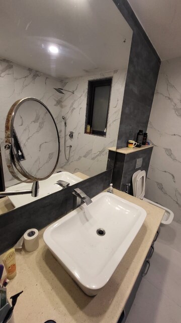 Master Bedroom in 2 BHK Builder Floor at Sector 38 – for Rent