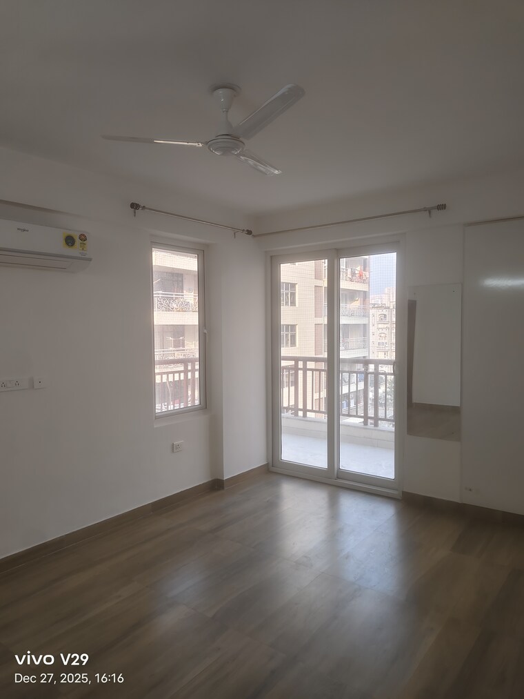 Room, millenium-bajrang-society 3 Bedroom 2650 Sq.Ft. Apartment In Sector 43 Gurgaon 9714974