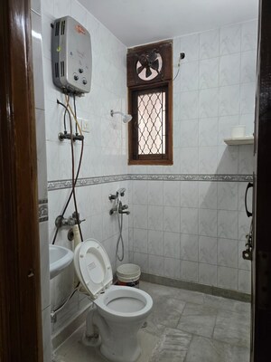 Attached Bathroom in 3 BHK Apartment at Dwarka – for Rent