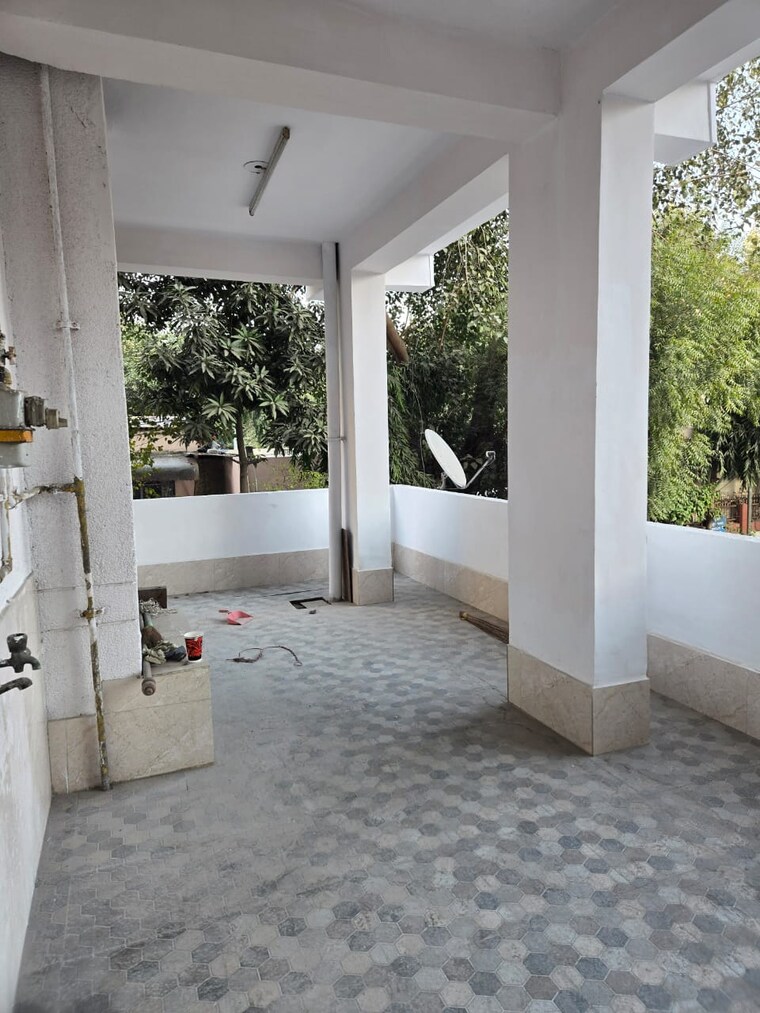  Parking, dwarka 3 Bedroom 1500 Sq.Ft. Apartment In Dwarka Delhi 9714993