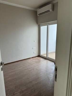 Room in 2.5 BHK Independent House at Central Park Cerise Suites, Sohna Sector 33 – for Sale