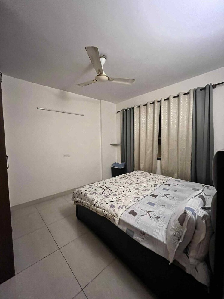 Bedroom, mahindra-aura 3 Bedroom 1960 Sq.Ft. Apartment In Sector 110a Gurgaon 9715225