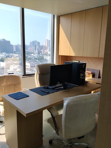  Office Space For Rent in Vastrapur