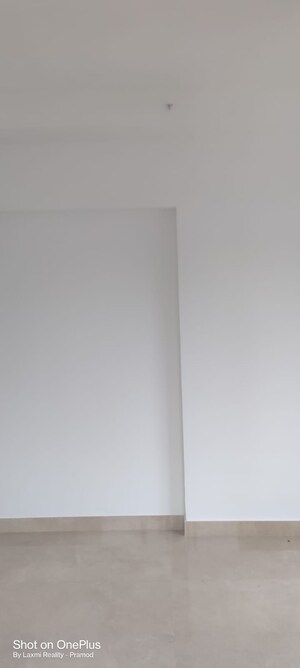 Room in 3 BHK Apartment at Dipti Ocean Terraces, Shivaji Park – for Rent