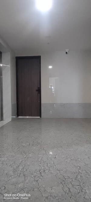 Room in 3 BHK Apartment at Dipti Ocean Terraces, Shivaji Park – for Rent