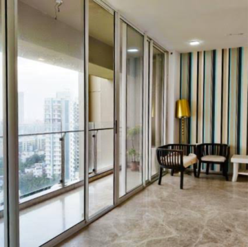 Room in 3.5 BHK Apartment at Runwal Elegante, Shashtri Nagar – for Sale