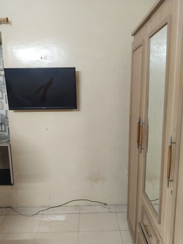 Furnished Amenities in Studio Builder Floor at Gomti Nagar – for Rent