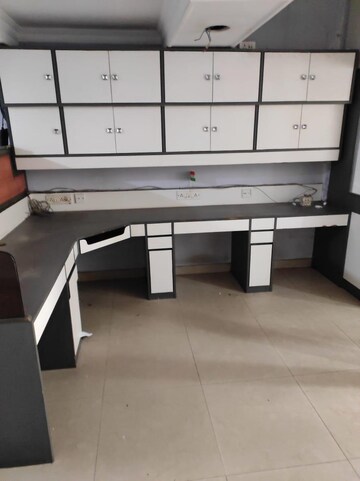  Office Space For Rent in Bbd Bagh