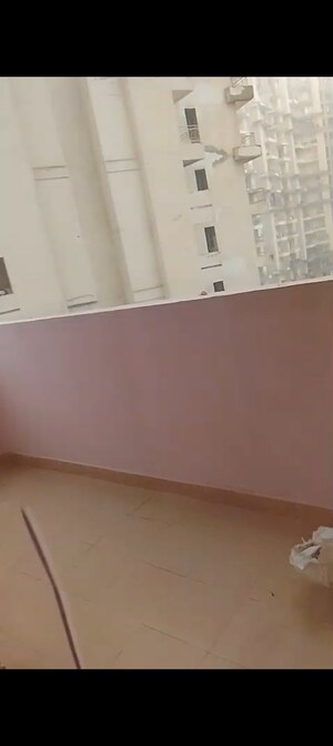 Furnished Amenities in 3 BHK Apartment at Supertech Ecovillage I, Sector 1 Greater Noida – for Rent