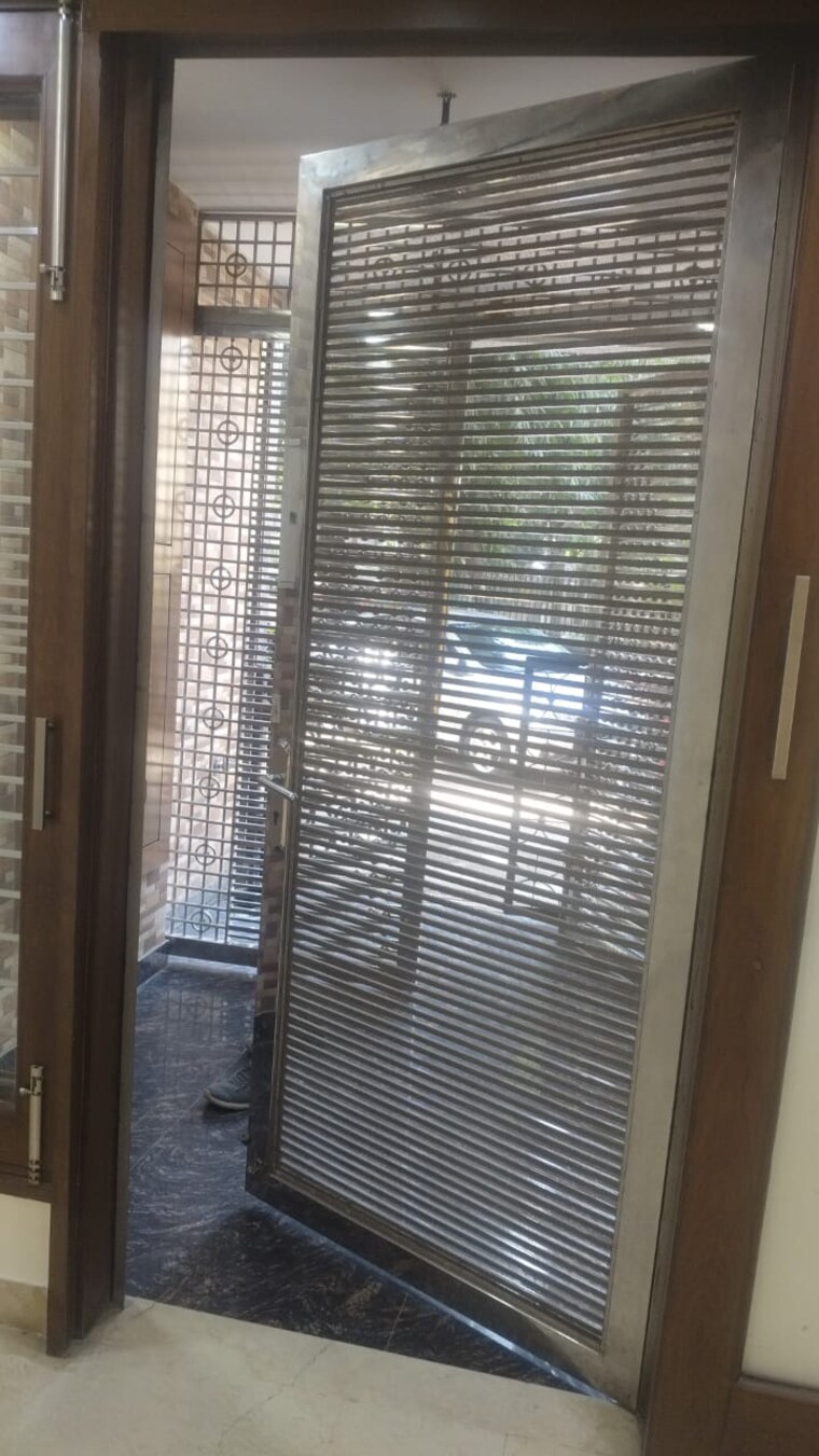 Exterior View, lajpat nagar i 2 Bedroom 900 Sq.Ft. Independent House In Lajpat Nagar I Delhi 9715439