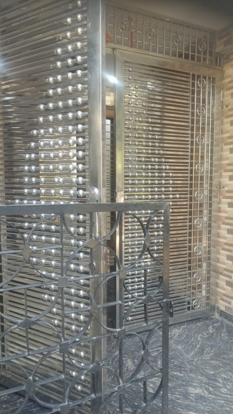 Exterior View, lajpat nagar i 2 Bedroom 900 Sq.Ft. Independent House In Lajpat Nagar I Delhi 9715439