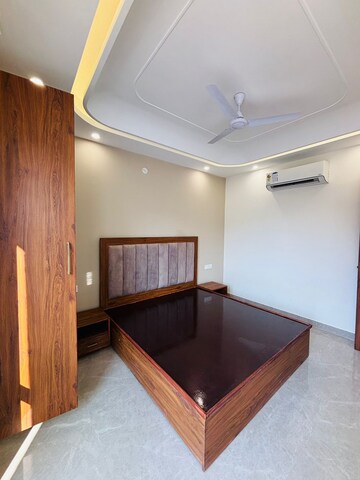 Furnished Amenities in 1 BHK Builder Floor at Sector 38 – for Rent
