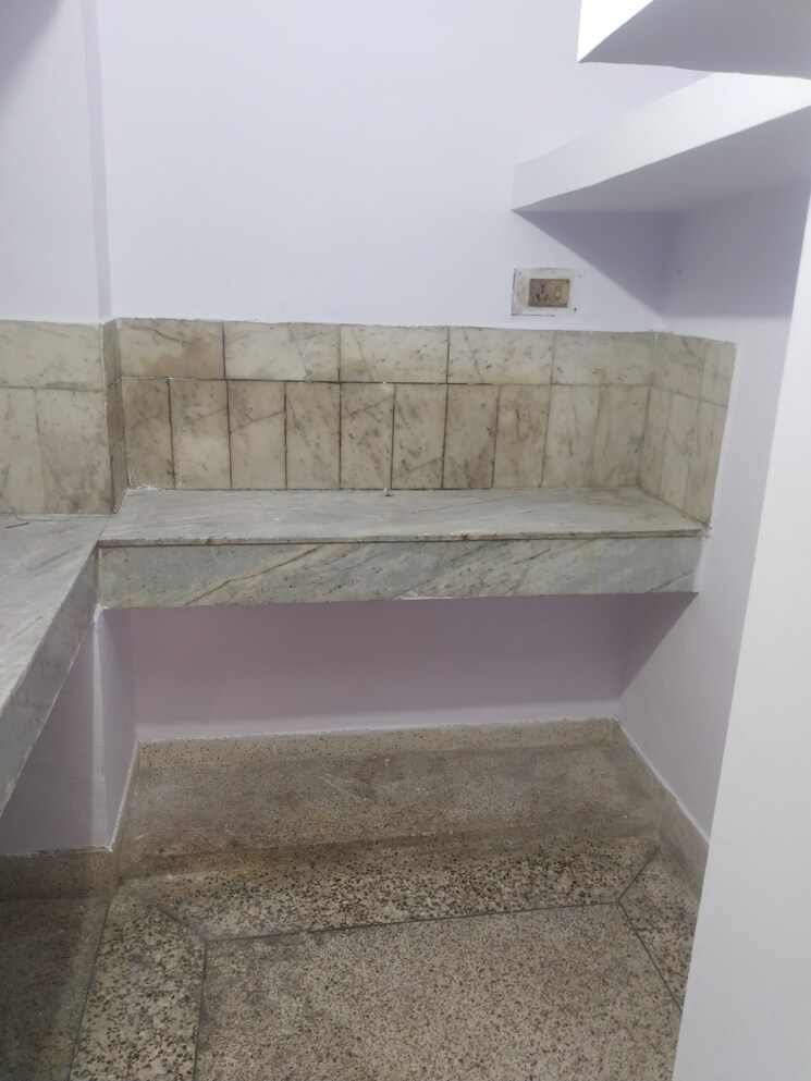 Bedroom, gomti nagar 1.5 Bedroom 800 Sq.Ft. Independent House In Gomti Nagar Lucknow 9715622