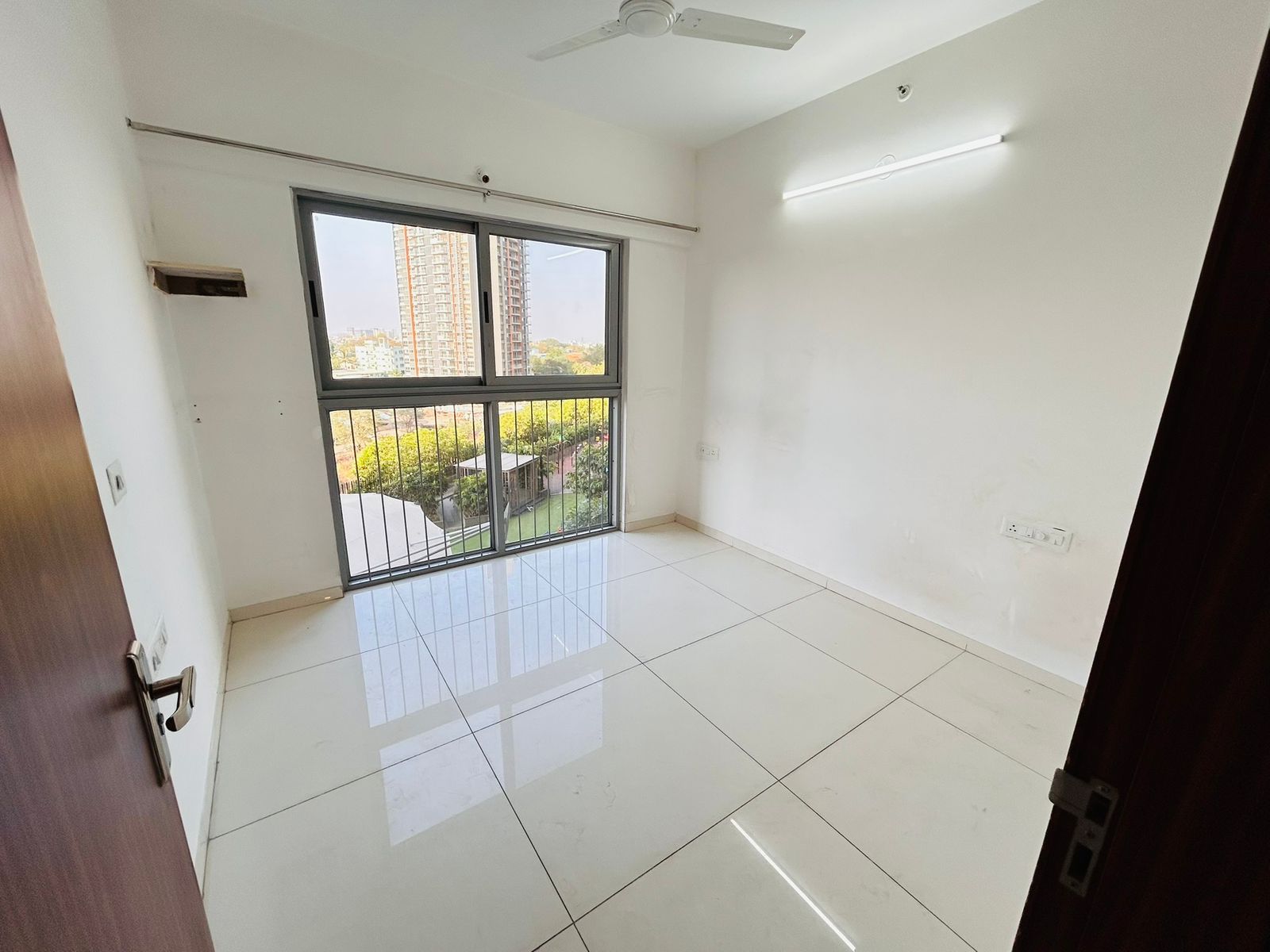 2 BHK 614 Sq.Ft. Apartment in Amanora Gold Towers