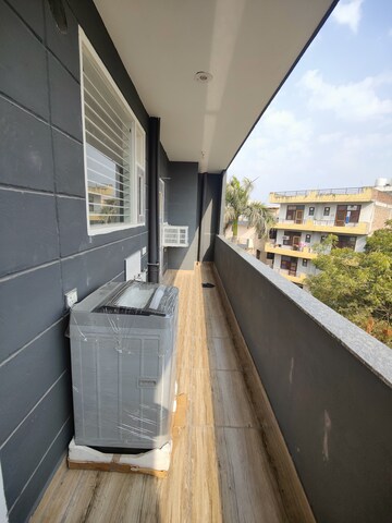 Balcony in 2 BHK Builder Floor at Sector 46 – for Rent