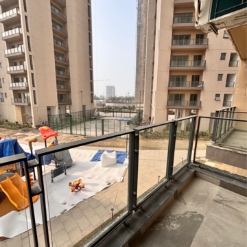 Balcony in 3.5 BHK Apartment at Shalimar One World Belvedere Court 3, Malesemau – for Rent