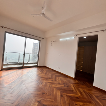Room in 3.5 BHK Apartment at Shalimar One World Belvedere Court 3, Malesemau – for Rent